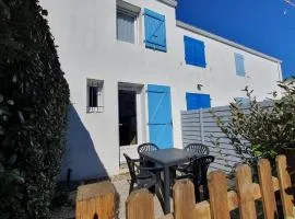 Maisonnette conviviale proche plage pour 4 pers. - FR-1-476-174