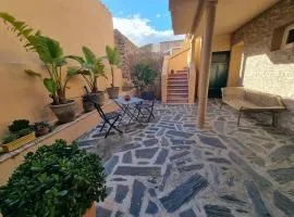 Maison T3 rénovée à Collioure, 2 chambres, balcon - FR-1-309-457