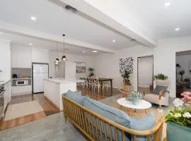 Boutique Cottage on Mann