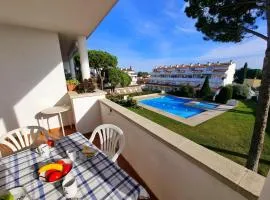 Encantador apartamento en L'Escala con terraza y piscina, cerca de la playa - HISP-236-92