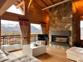 Chalet de Standing 5 Chambres avec Jacuzzi et Parking - FR-1-836-51