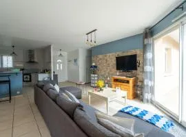 Maison spacieuse à 600m du lac, 8 pers., piscine - FR-1-50-161