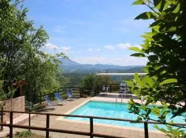 Farmhouse in Apecchio with Pool & Spa