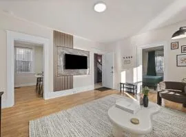 Squirrel Hill Chic Spacious 1BR Parking Gym