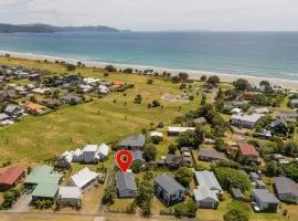 Sea La Vie - Matarangi Holiday Home