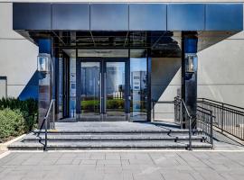 Dream Suites, отель рядом с аэропортом Международный аэропорт Торонто Пирсон - YYZ в городе Миссиссога