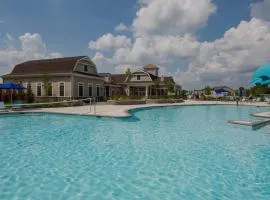 Large new beautiful house 1 and half miles to beach