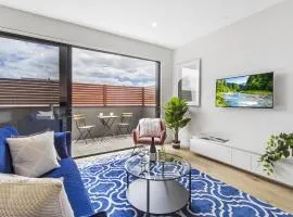 Boutique apartment in quiet, sought-after suburb