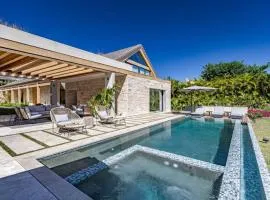 Brand New 5 bed Lux Villa