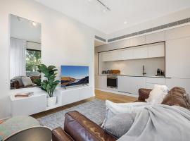 Bright Terrace Unit Next to Chapel St Dining, hotel sa Melbourne