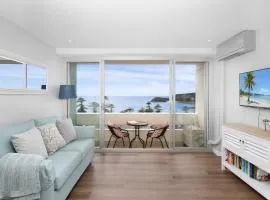 Modern Manly Apartment with Stunning Views, Pool