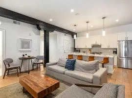 The Saddlery - Key Note - Walk to Broadway