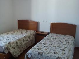 A Casa, cheap hotel in Portel