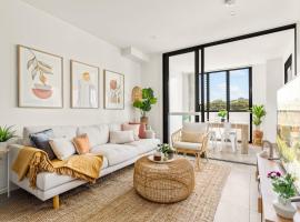 Coastal 2-Bed Apartment near Beach, hotel em Deewhy