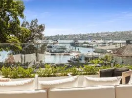 Superb 2-Bed Apartment Facing Rose Bay Marina