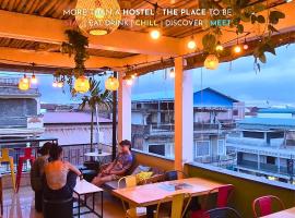 THE PLACE Hostel Battambang, hotel in Battambang