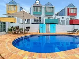 3-Bed with Alfresco Dining & Pool in Batemans Bay
