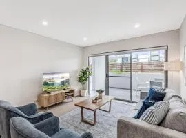 Ground Floor Spacious Home in Kiama's Heart