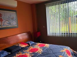 Villa MaClaudia Habitación master # 1, hotel u gradu Macas