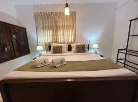 Blue Bird Apartments