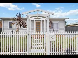 Elegant Beachside Retreat with Luxurious Amenities