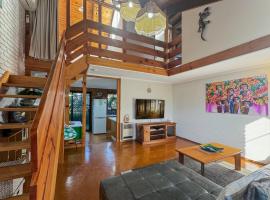 'Broulee Break' -2-Bed Beach House with Games Room, Hotel in Broulee