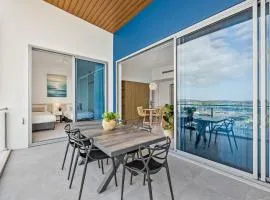 Waterfront 2-Bed Oasis - Pool Steam Jacuzzi Gym