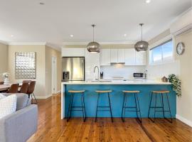 3-Bed Coastal Haven with Alfresco Dining & BBQ, hotel v destinaci Marks Point