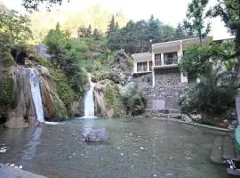 Kempty Lake Waterfall Resort - Run by Anaysha Group