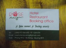 Rose Hotel, hôtel à Cừ Lạc