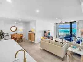 3-Bed: Riverfront Alfresco Dining & Rooftop Pool