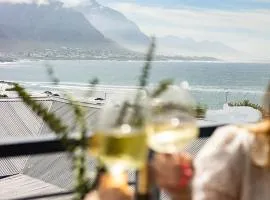 Oceanfront Studios - Hermanus Waterfront Apartments