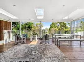 Elegant 3-Bed Home with Games Room & Balcony