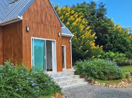 Season to table, pet-friendly hotel in Ban Cho Lae