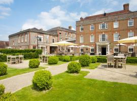 The Crown Hotel, hotel v destinaci Blandford Forum