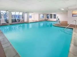 Super 8 By Wyndham Garland North Dallas Area