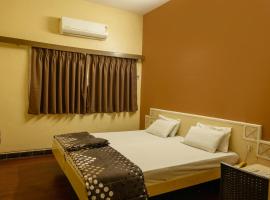 Hotel Ritesh, hotel em Sholapur