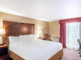 White Peak Hotel – Frisco By IHG