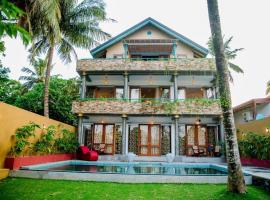 Sithagi River Front، فندق شاطئي في Nikawatawana