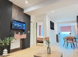 Cozy Brand New Aparthotel Suceava, hotell sihtkohas Suceava