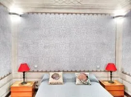 Centralissimo appartamento di Charme con 2 camere, 2 bagni, terrazza, aria condizionata