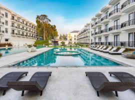 L'Eminence Golf & Resort Lembang - Bandung, hótel í Lembang