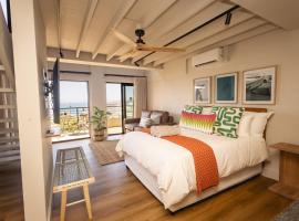 Oceanfront Duplex Apartments, Hermanus Waterfront, khách sạn ở Hermanus