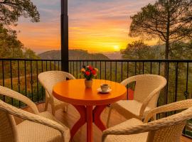 Sitara Hotel & Resort - Most Selling Property in Nainital, hotel s parkov&aacute;n&iacute;m v destinaci Nainital