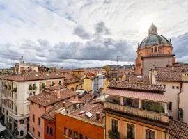 Atelier Tre Camere con Affaccio Esclusivo su San Petronio