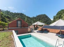 Avo Maria House by AH