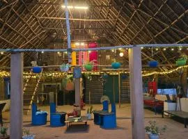 WoodPacker Hostel Pondicherry