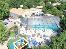 ZEcamping 4 animaux acceptés bain à remous sauna et solarium