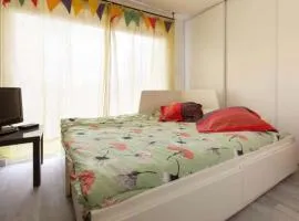 Refuge des voyageurs - chambre suite et cuisine en rdc