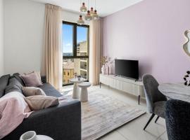 Cozy 1BR next Mahane Hayeuda, ξενοδοχείο σε El Muṣrāra